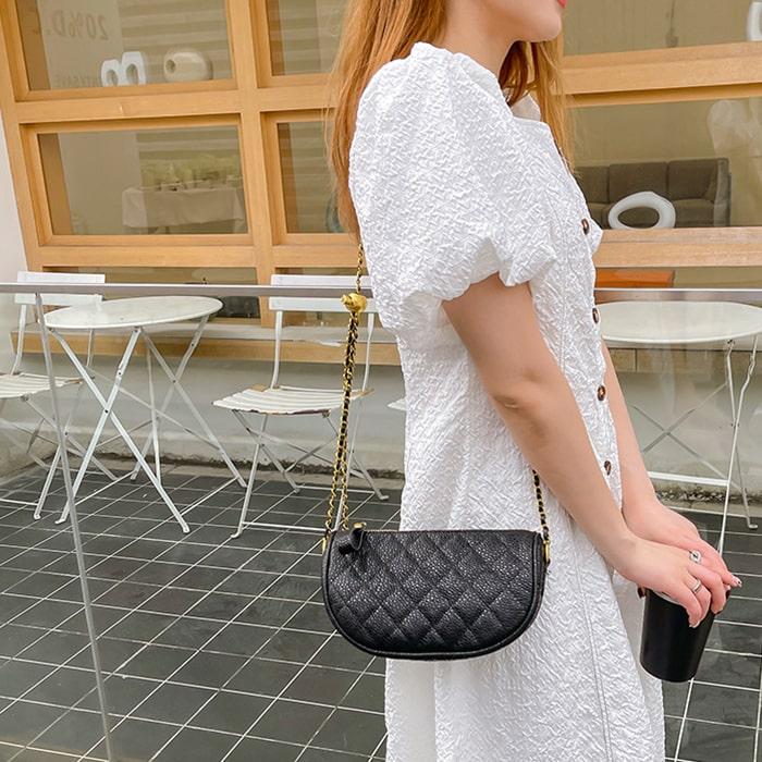 ショルダーバッグ キルティング バッグ チェーン 黒 ミニ レディース