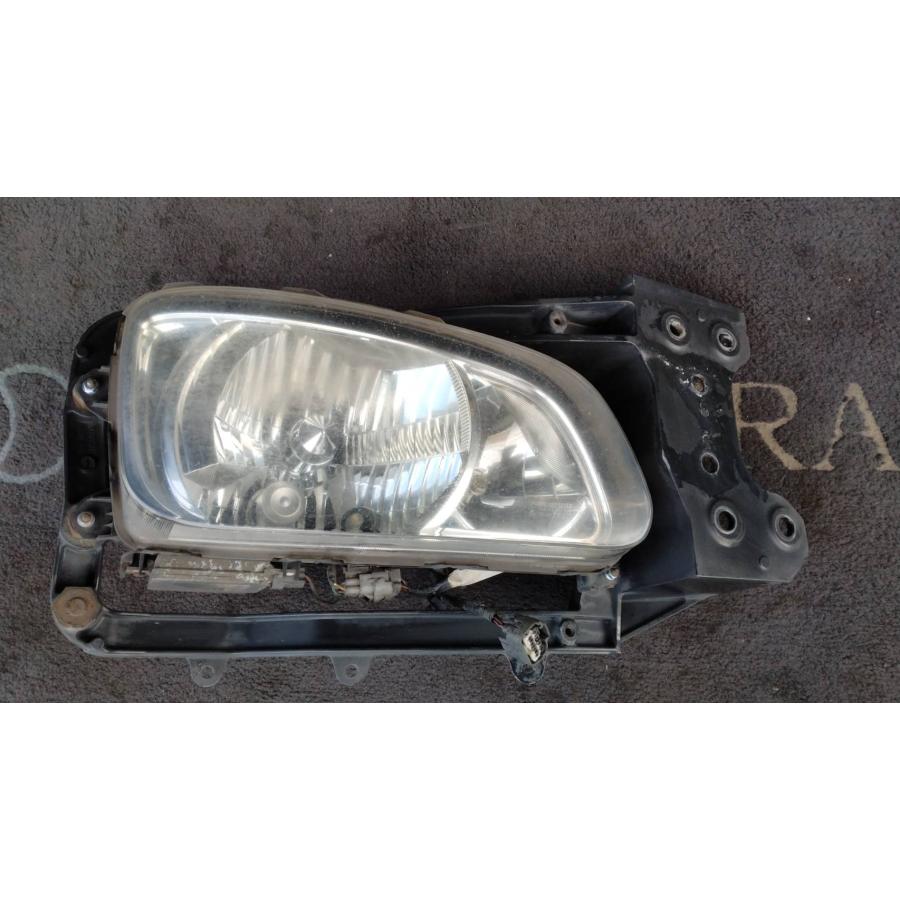 日野 純正 プロフィア ヘッドライト RH HID H19年式 BDG-FW1EXYJ 小糸