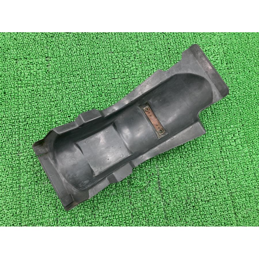 カワサキ（Kawasaki） GPZ400F インナーリアフェンダー 35023-1057