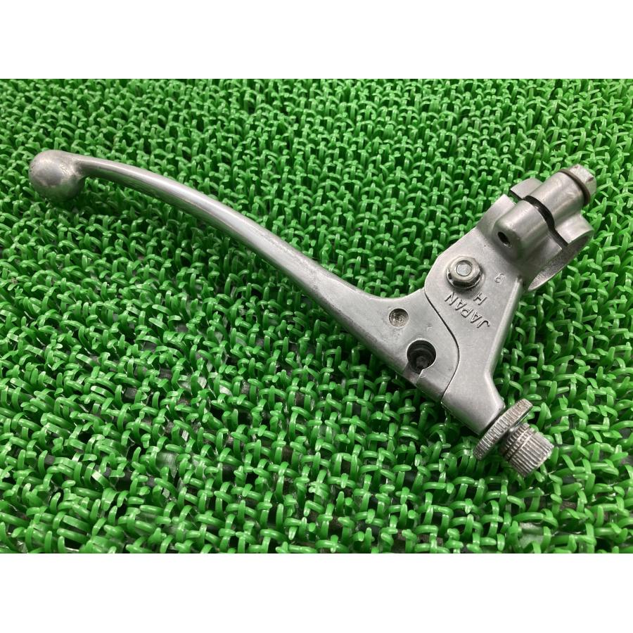 カワサキ（Kawasaki） 500SS クラッチホルダー 純正 中古 バイク 部品