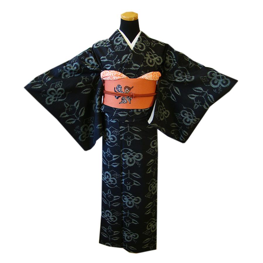 きものしらゆり 身丈163cm 裄65cm 10〜5月 黒地 真綿紬 紬着尺 なごや