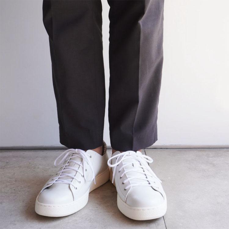 メンズレースアップスニーカー レザースニーカー 白 ホワイト オフ