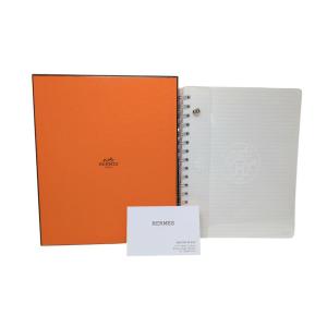 FENDI（フェンディ） 未使用 手袋 ウール 100％ グレー ズッカ