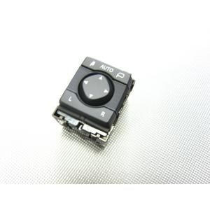 パワーウインドウスイッチ カローラスポーツ ZWE211 84040-12200