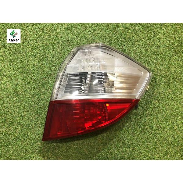 ホンダ☆フィット RS GE8 純正 LED 右テールライト STANLEY P7612