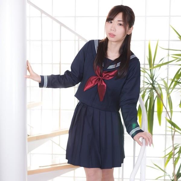 本物感抜群のセーラー服 Mサイズ 紺色冬服長袖 ニーハイ付き セット