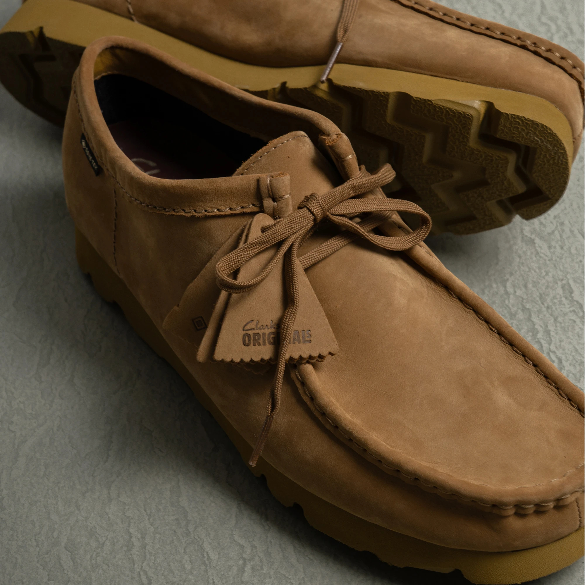 Clarks クラークス WALLABEE GTX ワラビー ゴアテックス 26177731