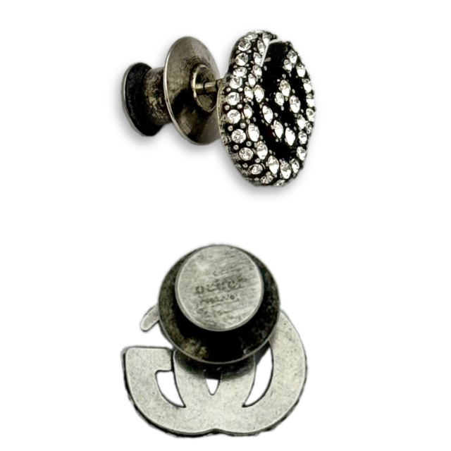 グッチ 男女兼用 ピンブローチ ラインストーンGGロゴ アンティーク調