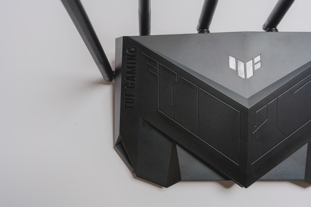 ASUS TUF Gaming AX6000 レビュー | 価格と機能のバランスに優れた