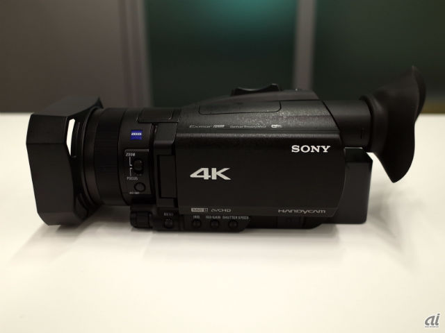 ソニー、4K HDR撮影に対応した高画質「ハンディカム」--使い勝手はプロ