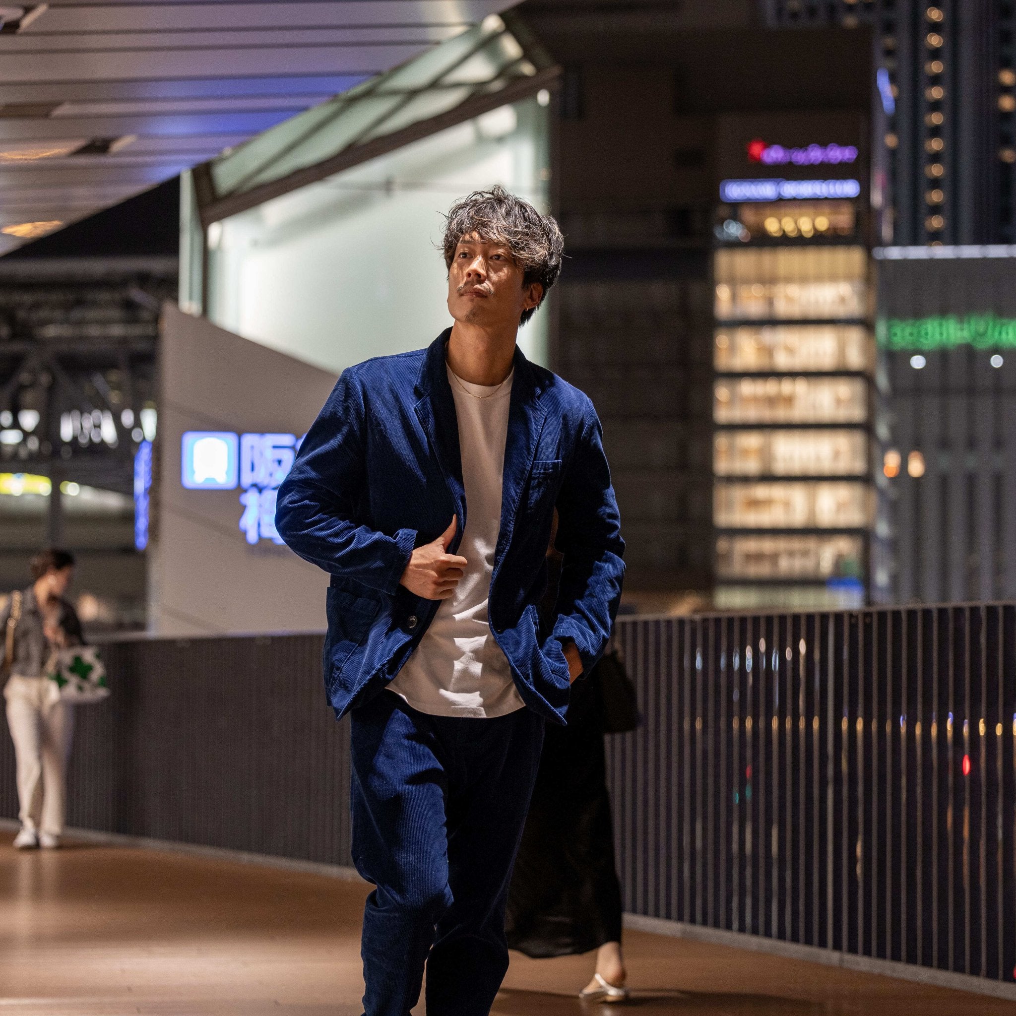 美しすぎる艶のあるインディゴ『コーデュロイセットアップ