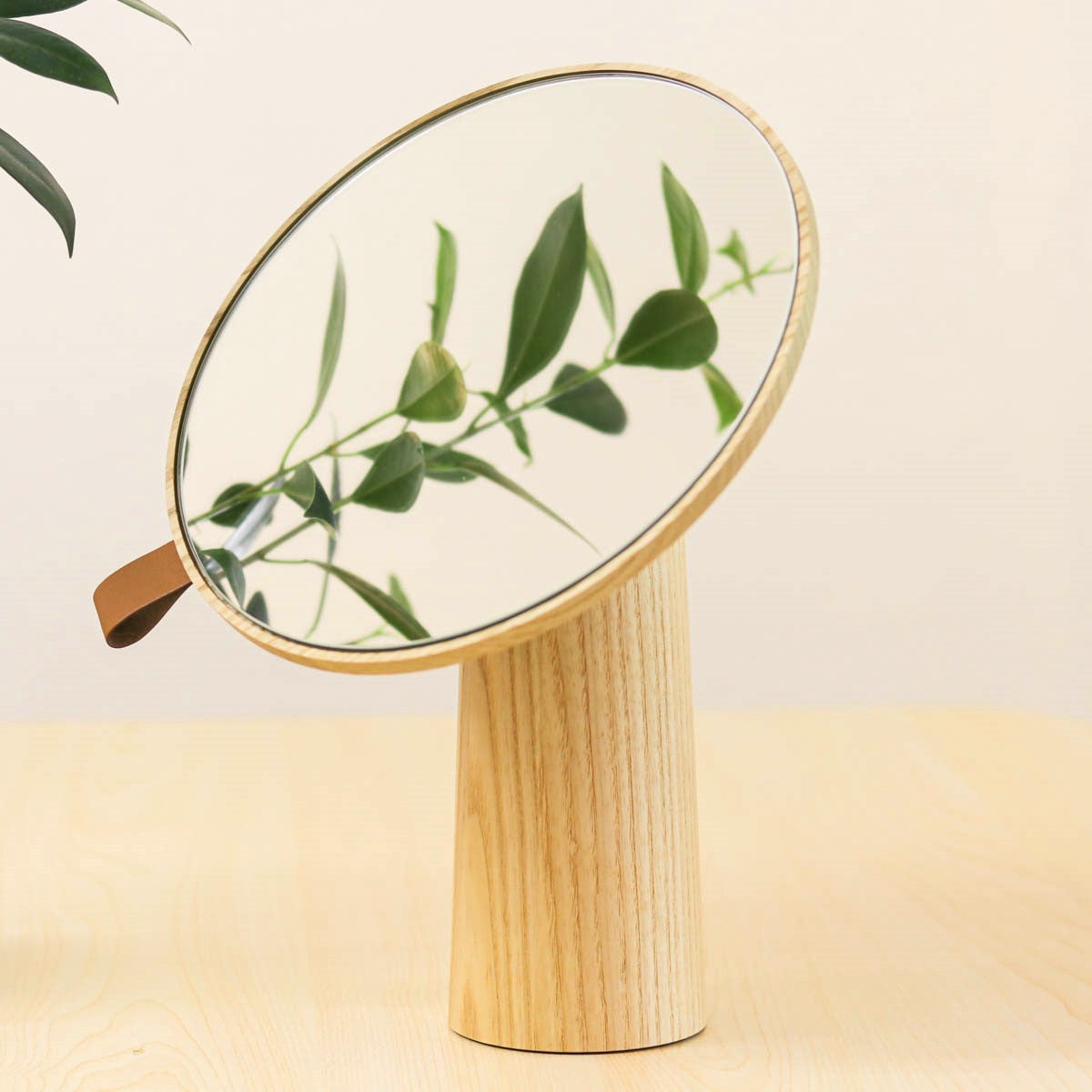 非売品美品1960年代◇資生堂「禅 ZEN」薄希英デザイン 木製台付き