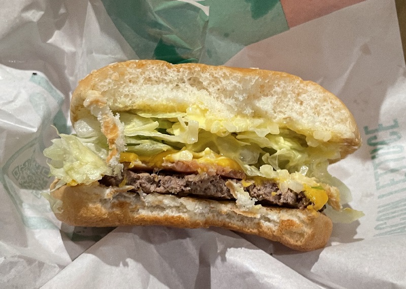 隠れた名品！【ベーコンレタスバーガー】、マクドナルドのランチ