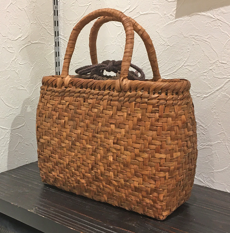 自分の手でじっくり育てる山葡萄の手作りバッグ - Japan Shop 結｜和