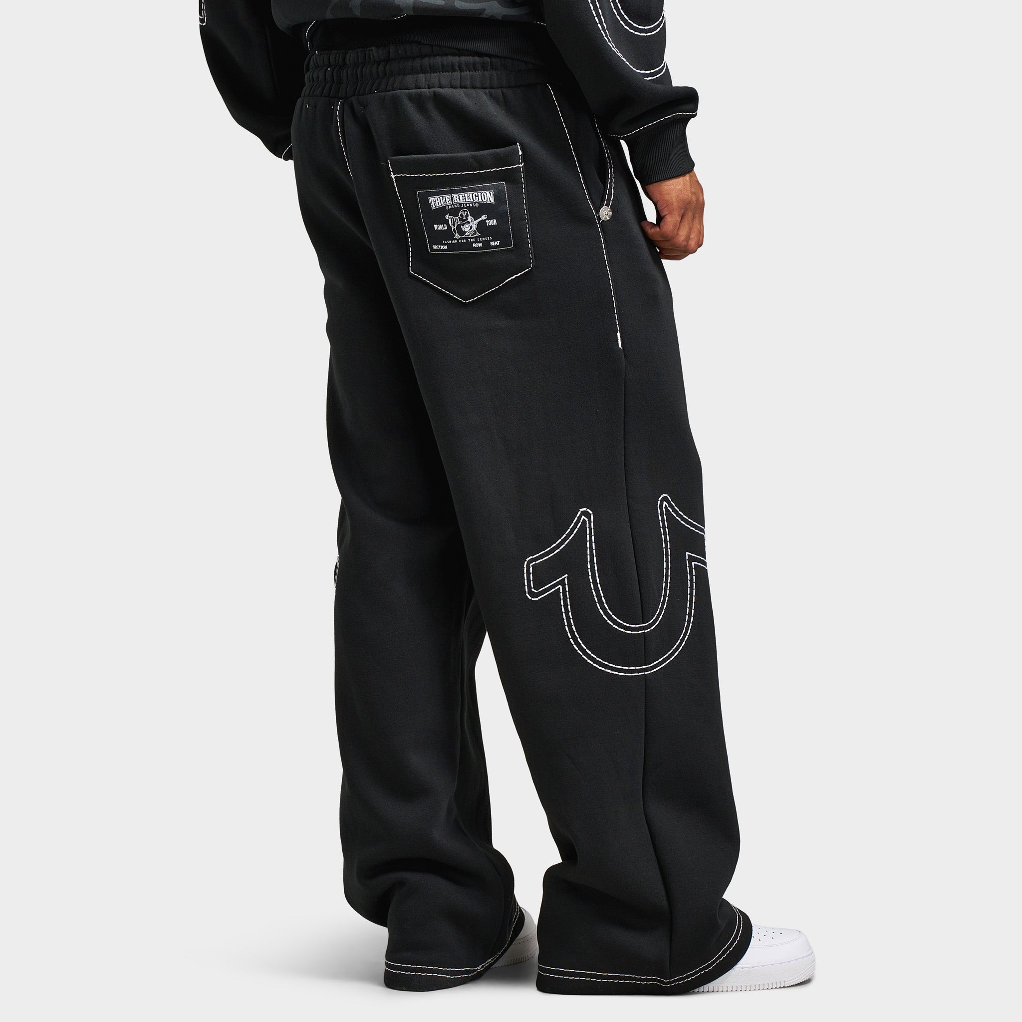 True Religion Baggy Big T Sweatpants / Jet Black – JD Sports