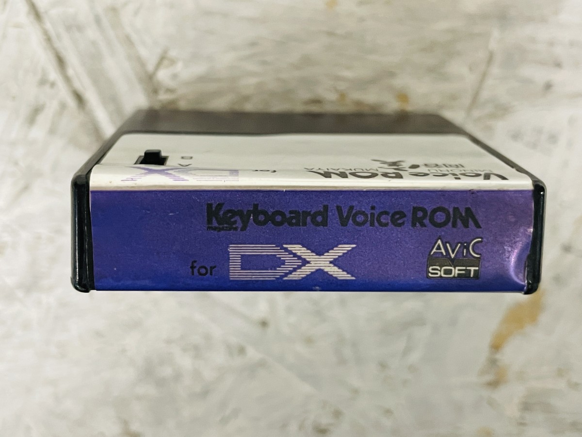 シンセサイザー :: その他 (周辺機器、アクセサリ) :: 中古 YAMAHA DX7