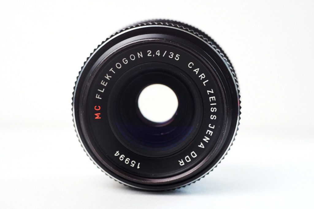 CARL ZEISS JENA DDR FLEKTOGON 35mm F2.4 | jittodesign blog