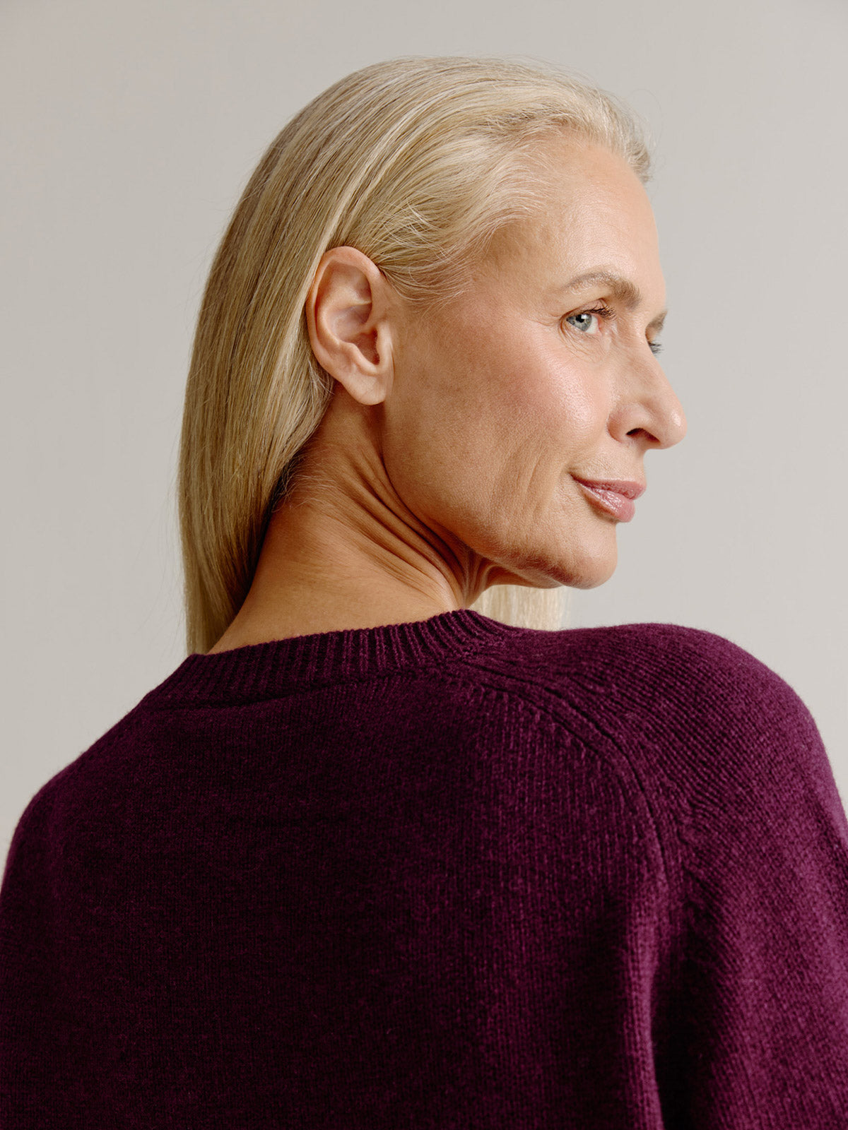 Lillian Sweater – Lambswool sweater with yak blend and refined