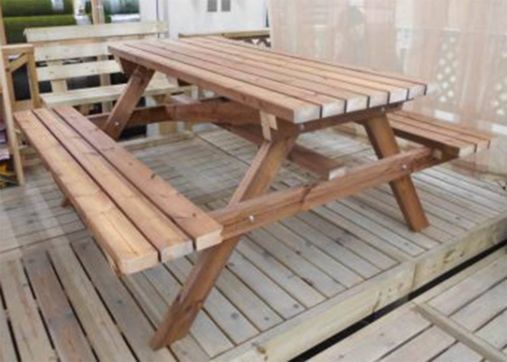 ガーデンテーブル1500 防腐ブラウン 150x166x高70㎝ | ジョイフル本田