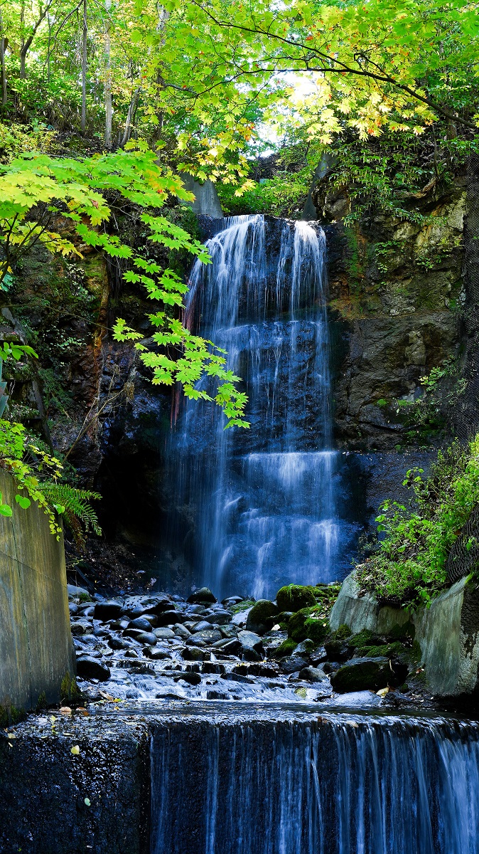 白糸の滝 – 定山渓観光協会公式サイト