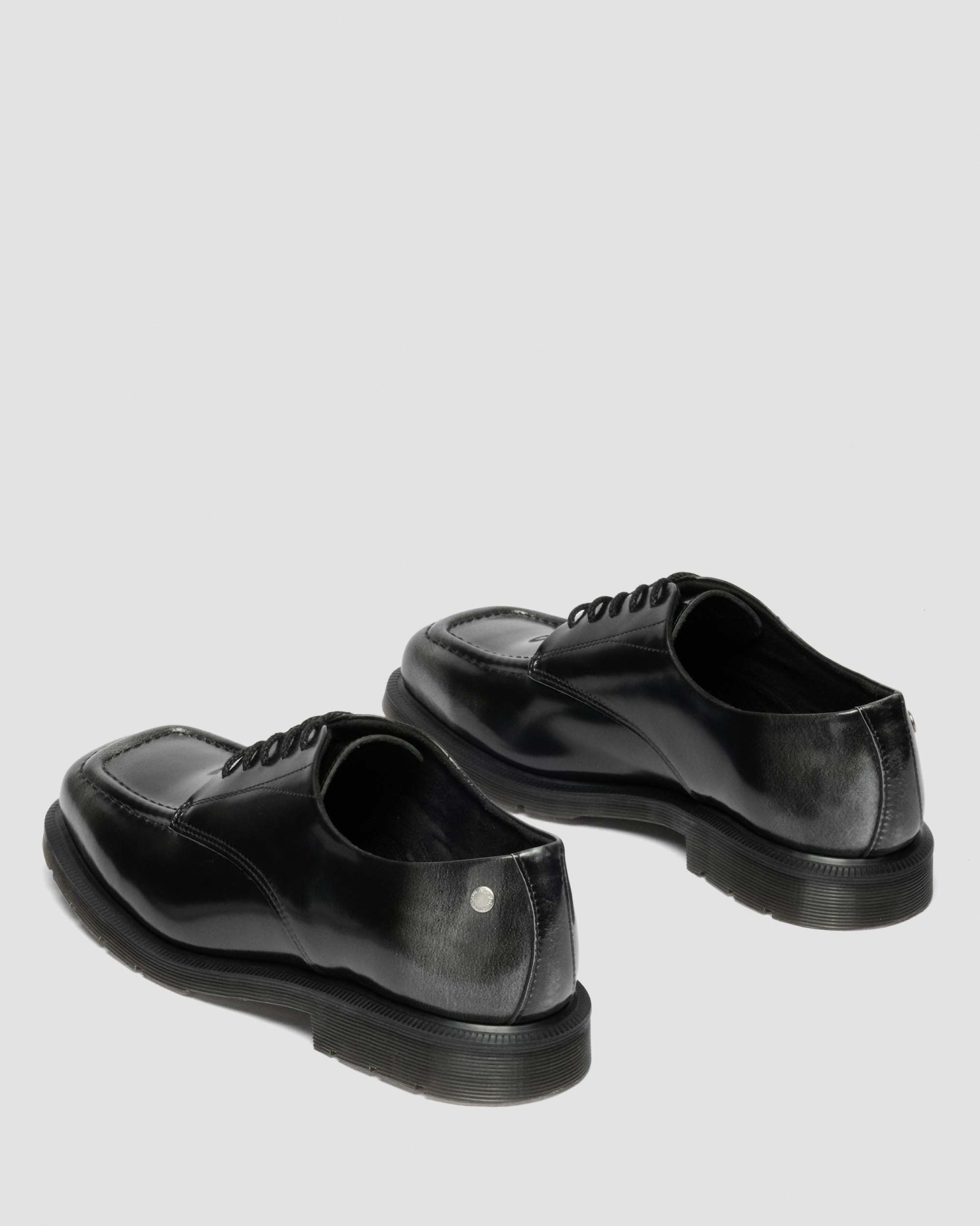 DURROW 5 ホール シューズ