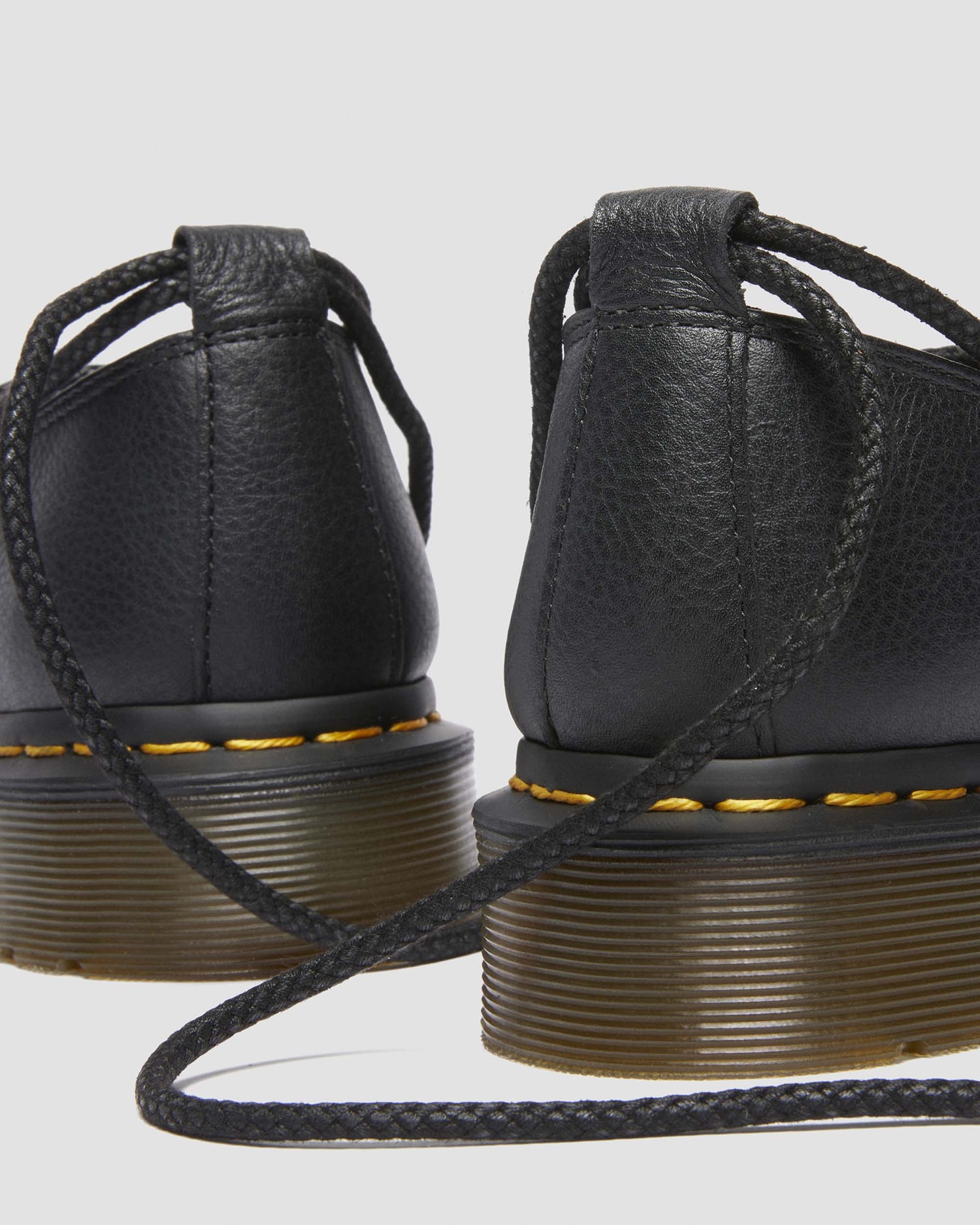 ELPHIE II レース アップ シューズ