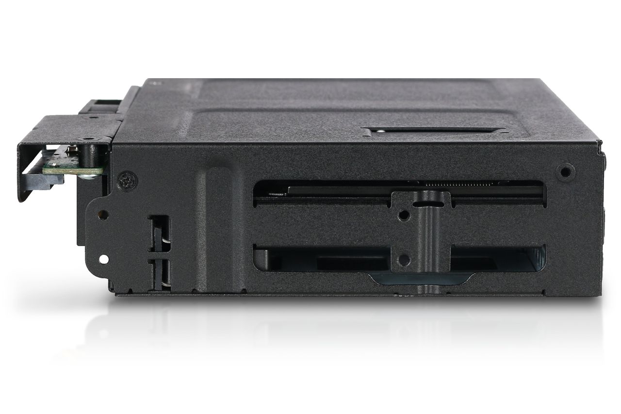 ToughArmor MB604SPO-B - 4 x SATA SSD / HDD ＋ 1x ウルトラスリム