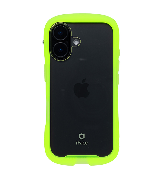 iPhone16 ブラックに、iFace Reflection スマホケースをつけてみた