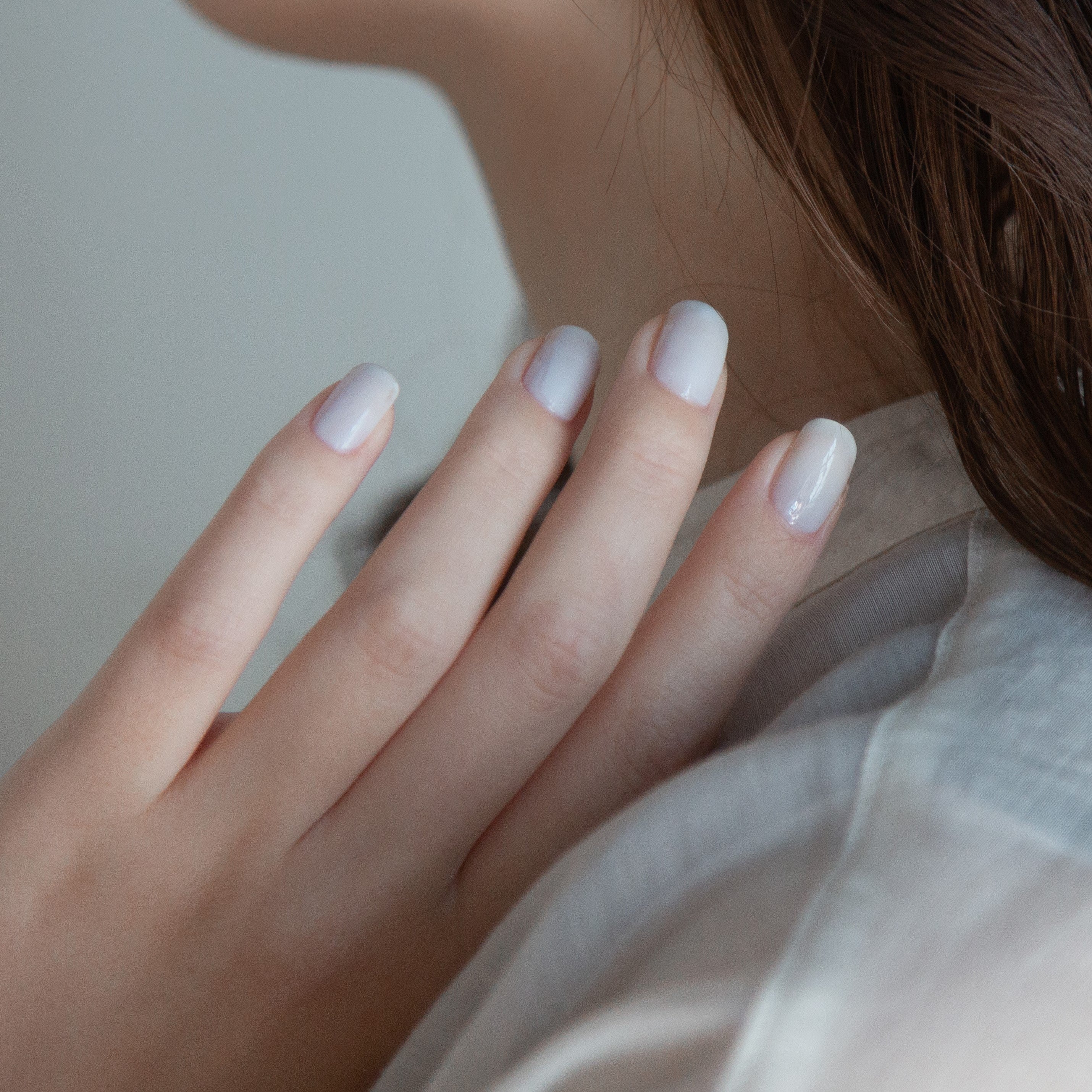 manucurist green（マニキュリスト グリーン） ナチュラル ネイル