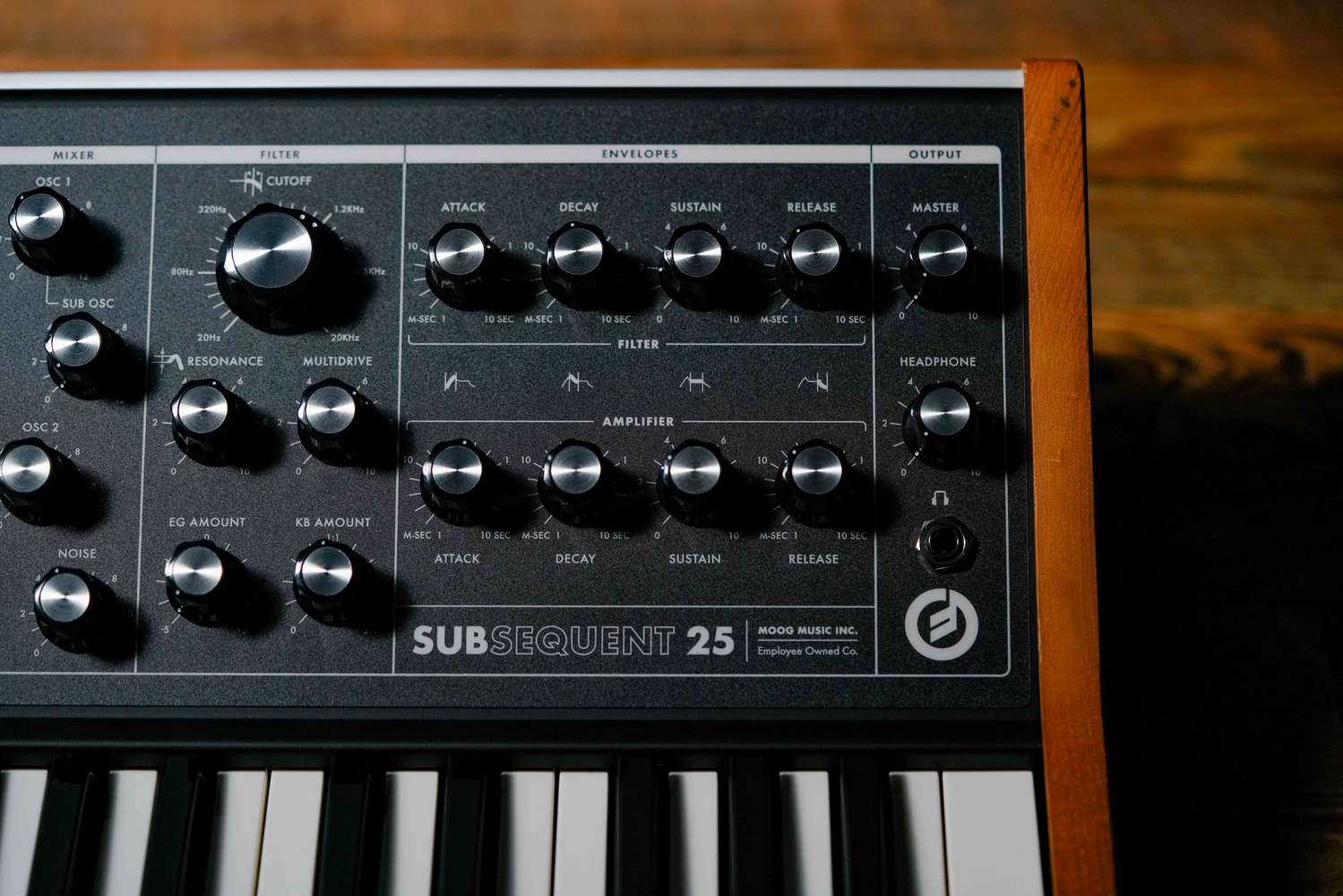 Moog Subsequent 25 2-Note Paraphonic Analog Synthesizer – Jubal Store