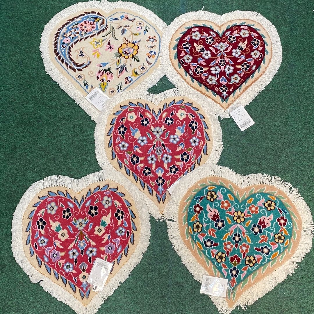 ハート形ミニサイズ】ペルシャ絨毯（ナイン）カラー展開アリ