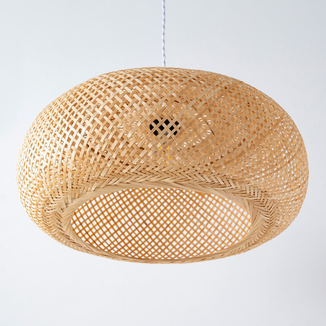 Handemade × Float バンブー素材の オーバル型 ペンダントライト