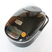 長期レビュー：象印「極め羽釜 NP-ST10」その1～13万円の炊飯器は