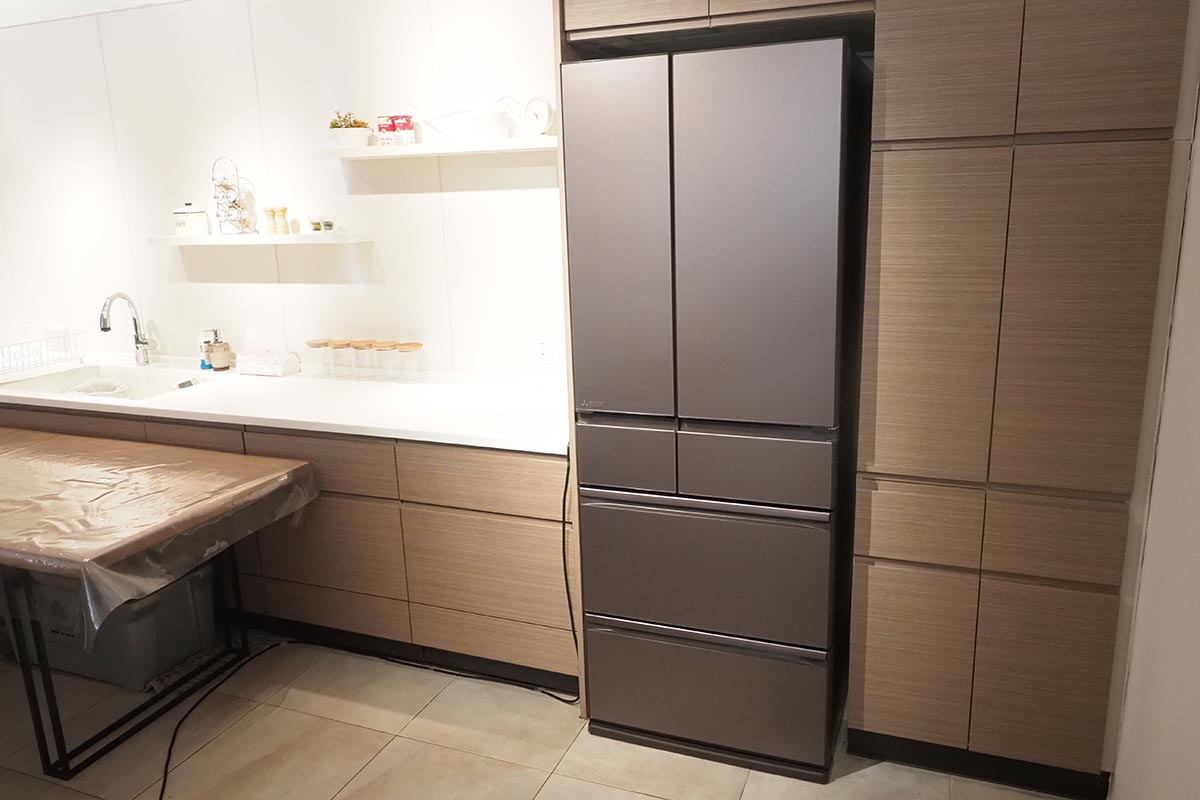 三菱、8年ぶりの冷蔵庫フル刷新。幅は同じでもカゴ1個分の大容量化