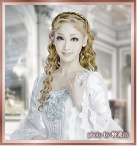 キャスト・スタッフ | 宝塚歌劇 花組公演『ファントム』