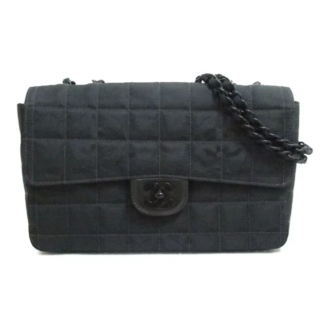 シャネル】ニュートラベルラインは今更流行遅れでダサい？定価やコーデ