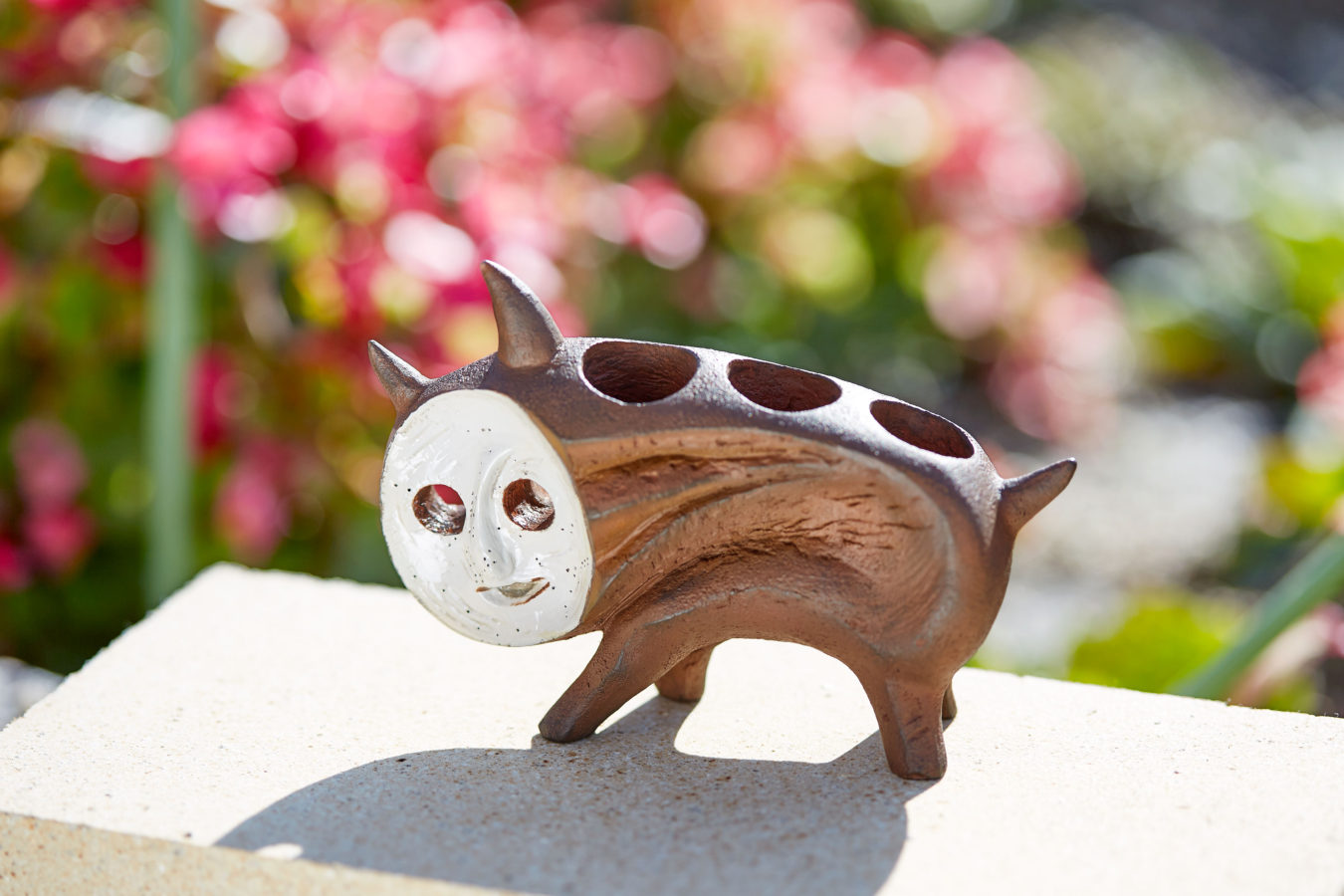 ポリストーン製塗装済完成品 犬の植木鉢｜岡本太郎｜海洋堂