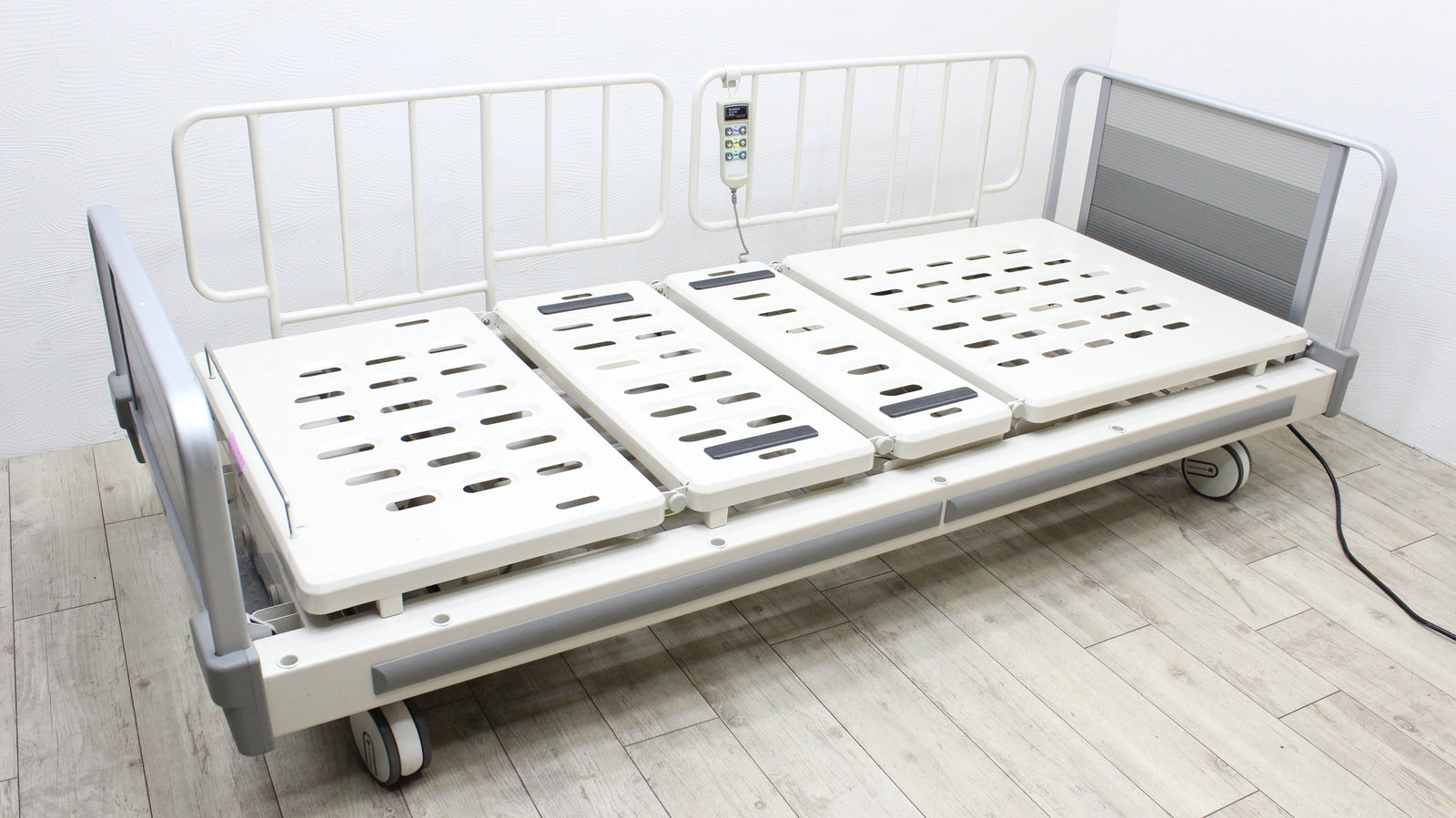 中古 パラマウントベッド KA-235｜3モーター・83cm幅・センターロック