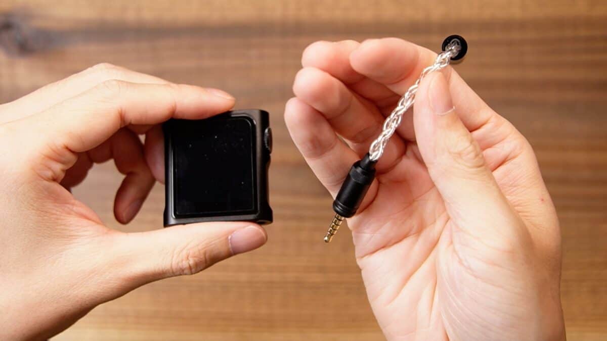 Shanling M0 Pro レビュー｜バランス接続も対応！小さくて高音質だけ