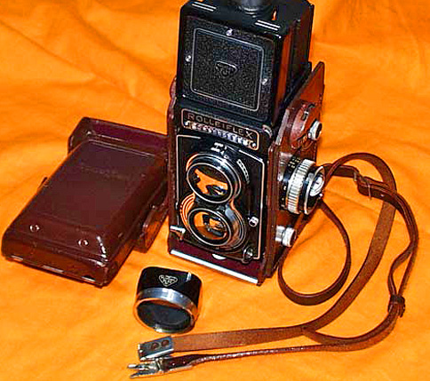 二眼レフのローライフレックスTのテッサー75mm（F3.5）で撮る！