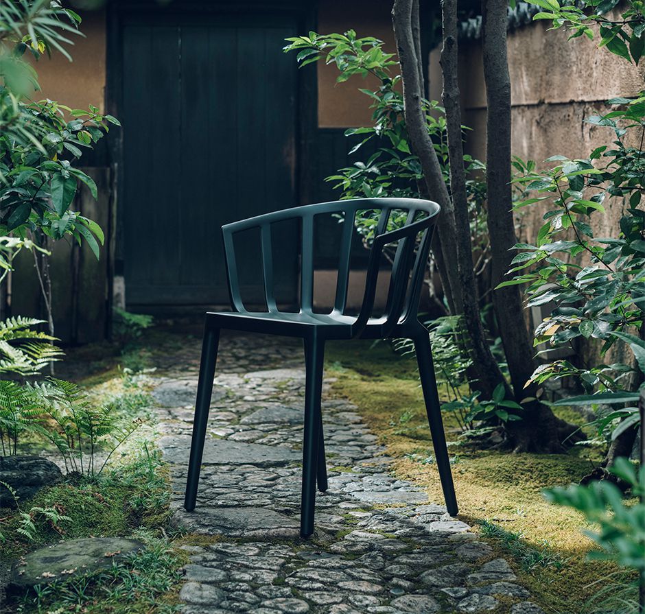 ゆったりした座り心地とシルキーな肌触り。「ヴェニスマット