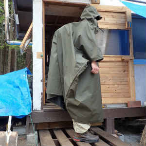 使い方いろいろ プロモンテのアンアクター（遮光レインポンチョ