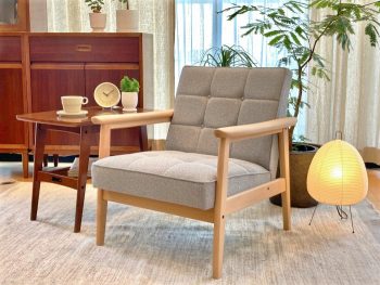 Kチェア ミストグレー」で柔らかな空間に – カリモク60オフィシャル