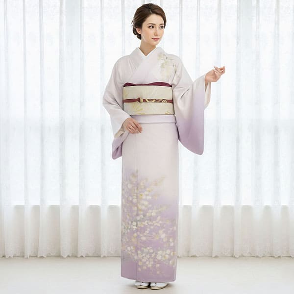 和田光正・金彩友禅】藤色のぼかしに花々の訪問着（袷） | 宅配着物