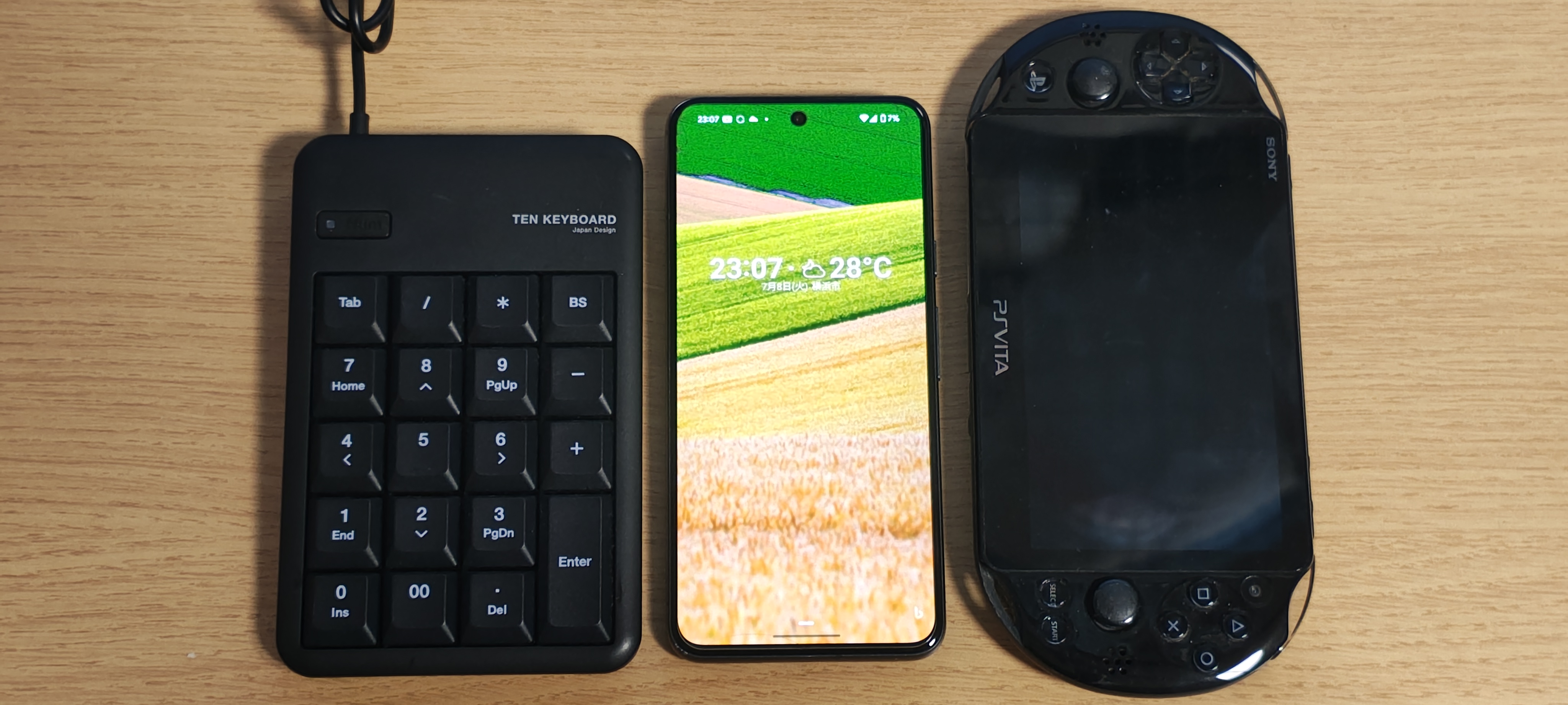 物理QWERTYキーボード】Unihertz Titan2のクラファンが開催中。お得に