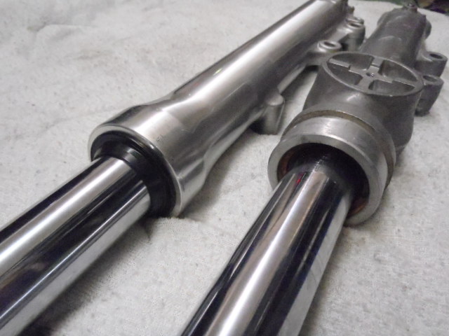 Z1/Z2 サスペンション～モリワキKYBを分解して検証・ヨシムラ