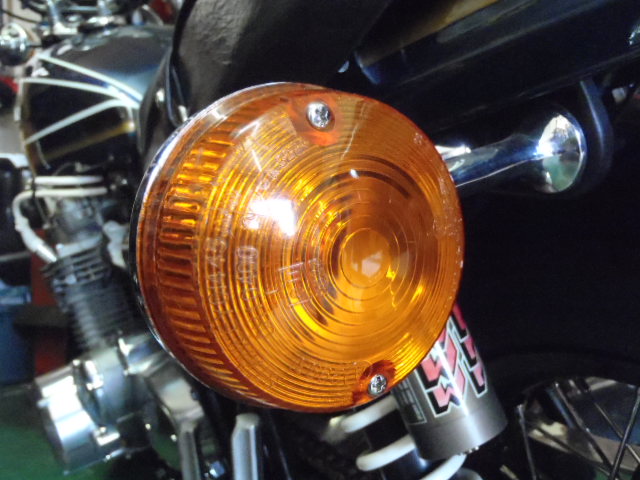 Z1/Z2,650RS/W3 ～純正品と複製品・ウインカーの見分け方 | カワサキオート