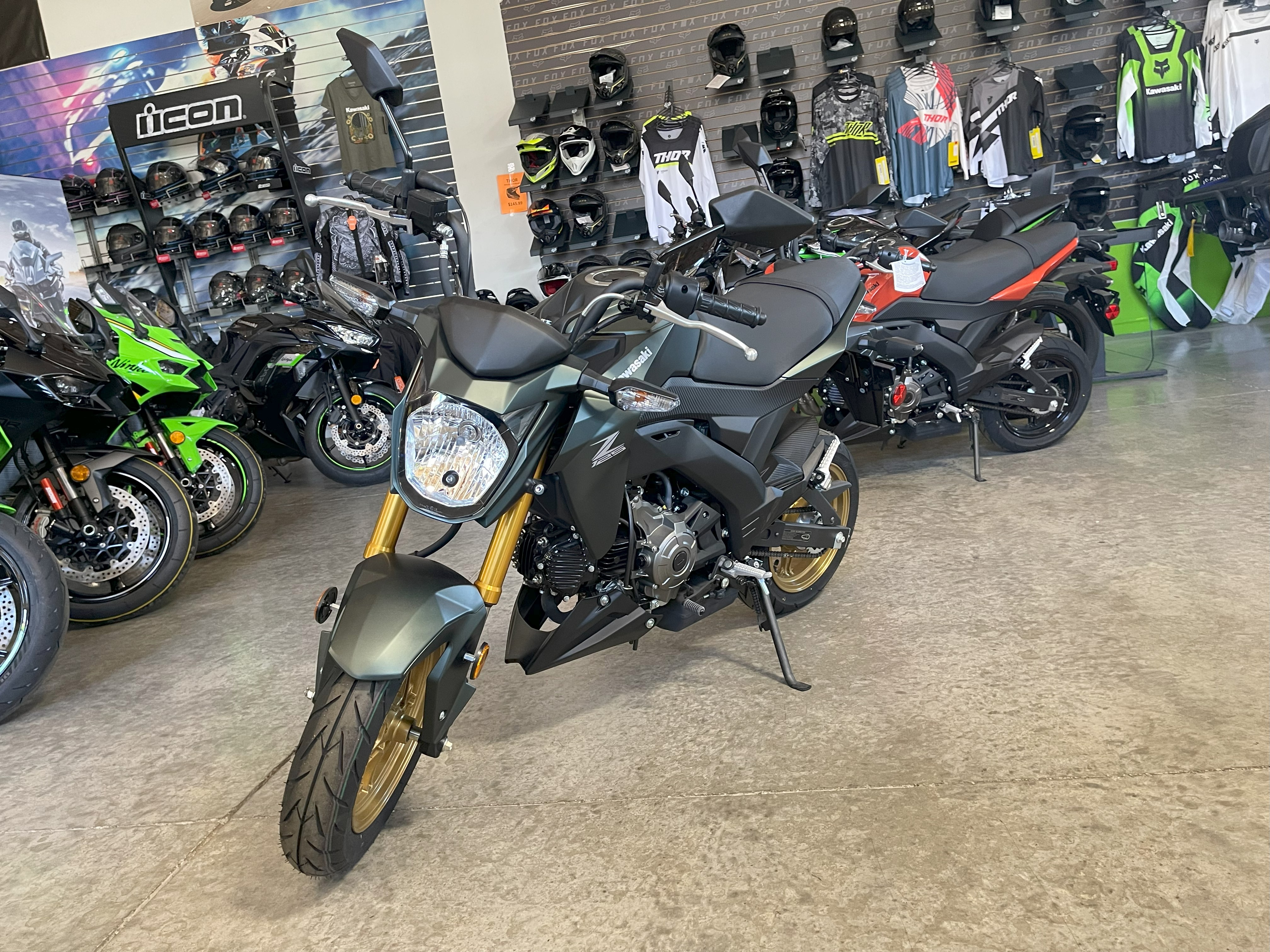 2025-Kawasaki-Z125-PRO-Metallic-Matte-Old-School-Green-BR32812