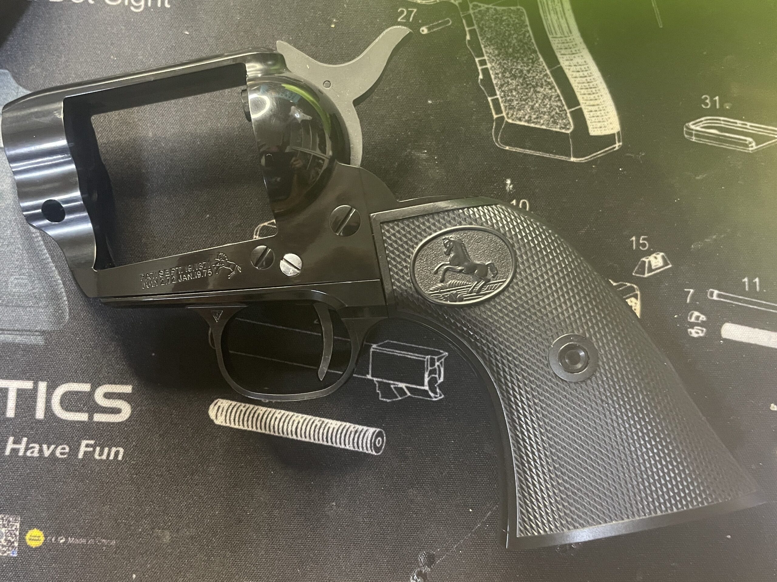 東京マルイ SAA.45 アーティラリー 組み立てとカスタム