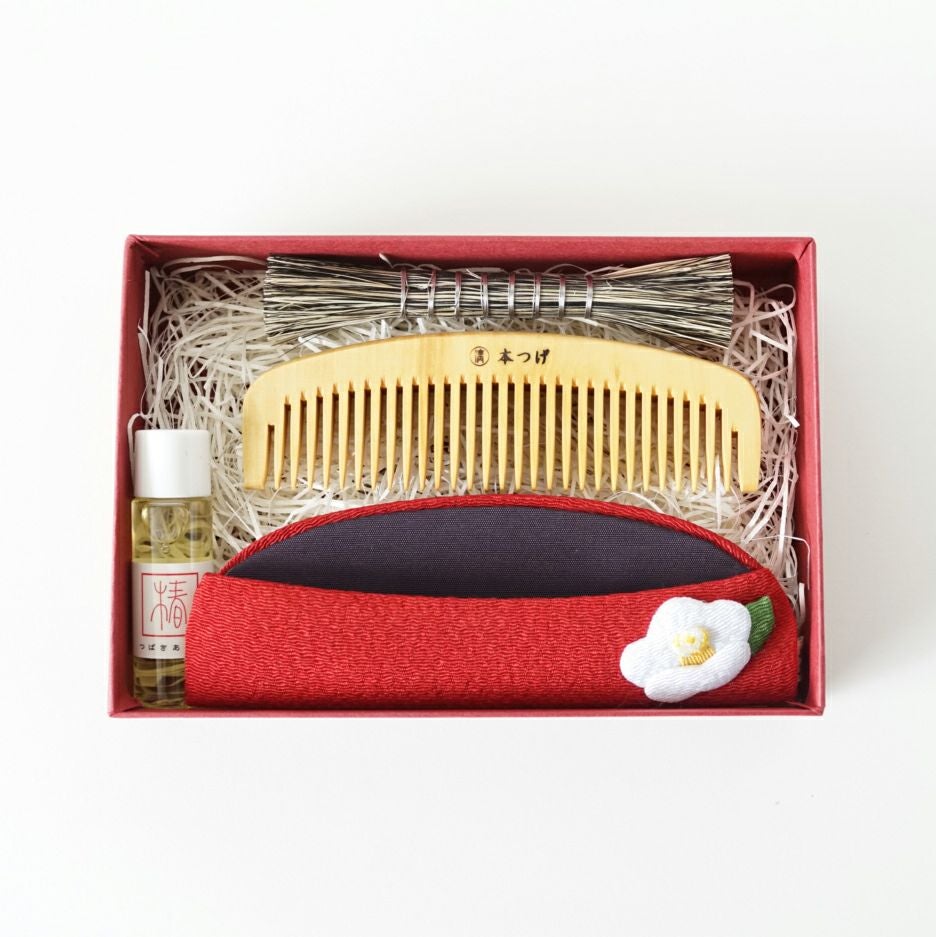 さつまつげ櫛 3寸5分押絵ケース付き お手入れセット | かづら清老舗